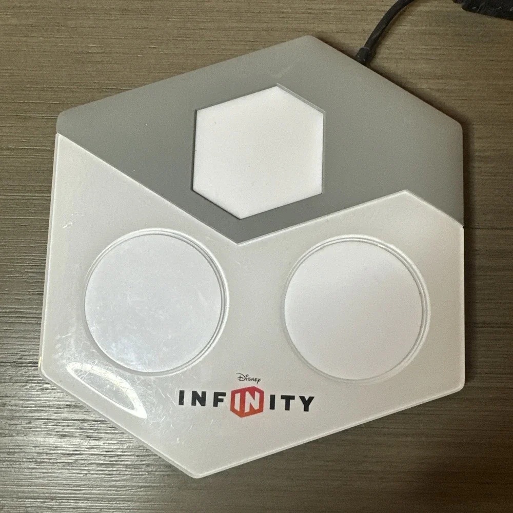 Disney Infinity Base (INF-8032386) - PS3/PS4/Wii/WiiU (Untested)